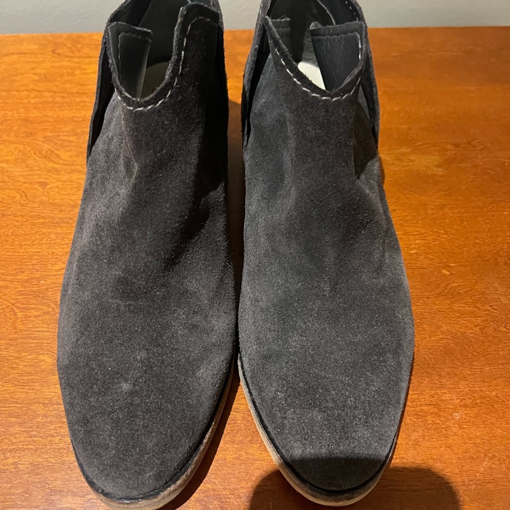 Dolce Vita Black/Dark Charcoal Suede Slip-On Bootie size 9